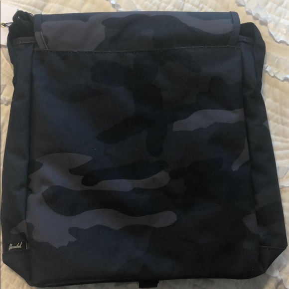 Hershel Supply Co Lane Cross body Night camo. - Picture 2 of 16